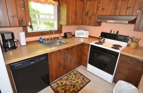 Hall Quarry Cottage | Oceanfront Cottage with incredible views of Acadia National Park mountains