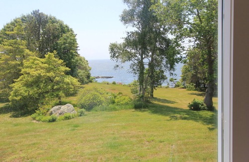 Wareham Cottage | Oceanfront Cottage
