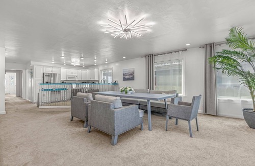 Cottage Line House | Oceanfront Cozy Beach Duplex