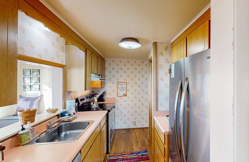 Logsden House | Oceanfront, dog-friendly home with 180-degree view, deck & great location