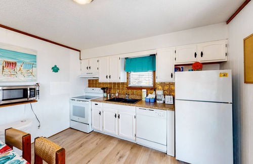 Buxton House | Oceanfront, Dog-Friendly House w/Shared Pool, Free WiFi, Ocean Views