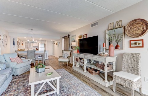 Fernandina Beach Condo | Oceanfront Elegance: Your Coastal Haven