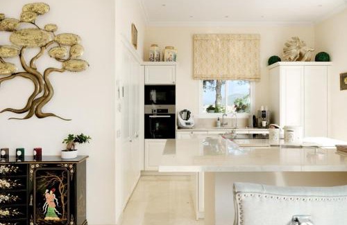 Torrenova Villa | Oceanfront Elegance Villa with Private Sea Access in Magaluf