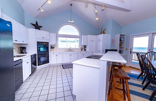 Ocean Hill House | Oceanfront Estate, Corolla, 7 Bedrooms, Heated Pool, Hot tub with oceanview, Lig