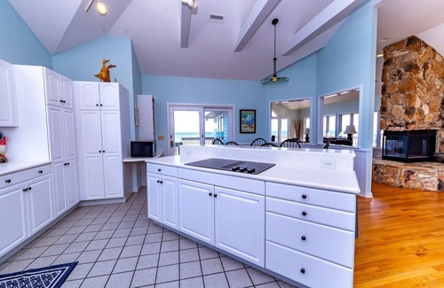 Ocean Hill House | Oceanfront Estate, Corolla, 7 Bedrooms, Heated Pool, Hot tub with oceanview, Lig