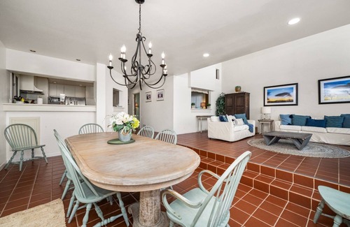 Capistrano Beach House | Oceanfront Family Home with Firepit on the Sand