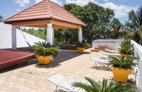 Black River Villa | Oceanfront Family Villa