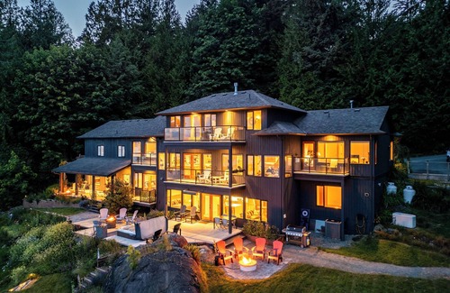 Juan de Fuca Electoral Area Condo | Oceanfront/French Beach, king studio condo, ocean stairs, quiet area, fire pit