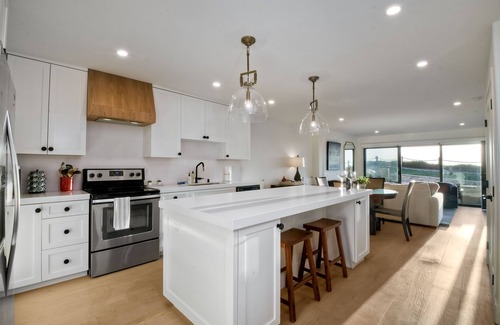 Solana Beach Condo | Oceanfront Fully Remodeled 2BR 2BA | Gated Parking