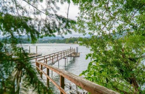 Juan de Fuca Electoral Area House | Oceanfront Getaway