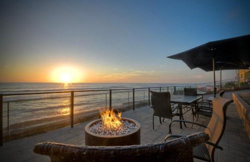 Carlsbad Village House | Oceanfront Getaway - Ocean Views - Fire Pit - BBQ - Beach Access