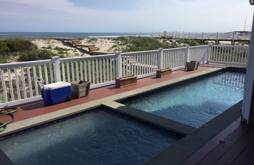 West Hampton Dunes House | OCEANFRONT HAMPTONS GEM