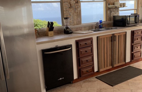 Isabela House | Oceanfront Hideaway main floor