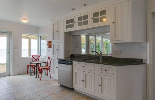 Indian Beach Sapphire Shores House | Oceanfront Home w/Sunset Views of Sarasota Bay - Snowbirds Welcome, Dogs OK