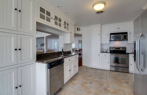 Indian Beach Sapphire Shores House | Oceanfront Home w/Sunset Views of Sarasota Bay - Snowbirds Welcome, Dogs OK