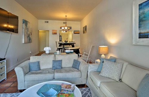Indialantic Condo | Oceanfront Indialantic Condo w/ Patio, Shared Pool