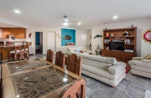 Zona Hotelera Norte Condo | Oceanfront Living, Gorgeous Sunsets, Close to Town