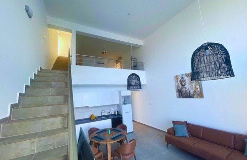 Kucukerenkoy Apartment | Oceanfront Loft Apartment · Spacious Rooftop Terrace & Pool