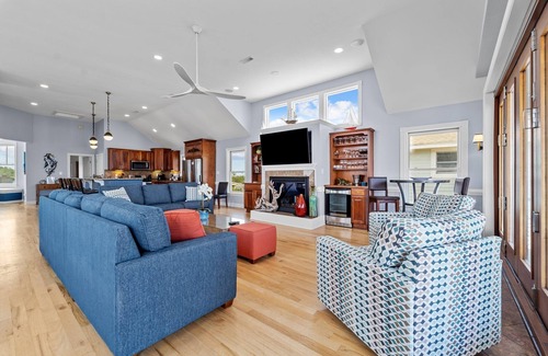 South Nags Head House | Oceanfront Luxury 8-BR Home - Carolina Designs House #766