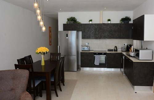 Bijilo Apartment | Oceanfront Luxury and Comfort, with Exhilarating Sea Views