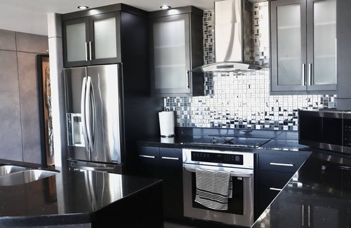 Centro Carretera Condo | Oceanfront luxury condo right in the heart of Rosarito