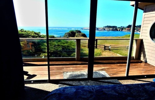 Caspar House | Oceanfront Luxury Home with Beach and Coastline Views & HotTub, Sleeps 12, Views