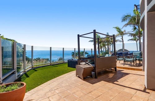 Malibu House | Oceanfront luxury home w/sunset views, enclosed patio, gas grill, and balconies
