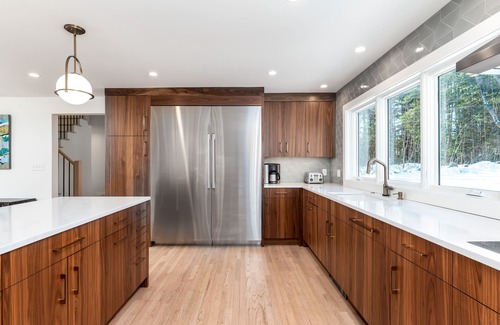 Falmouth Foreside House | Oceanfront Luxury Modern Home - Heated Pool & Hot Tub - Minutes to Old Port