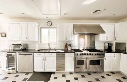 Loveladies House | Oceanfront 'Magic Island' Loveladies Beach House Panoramic Views