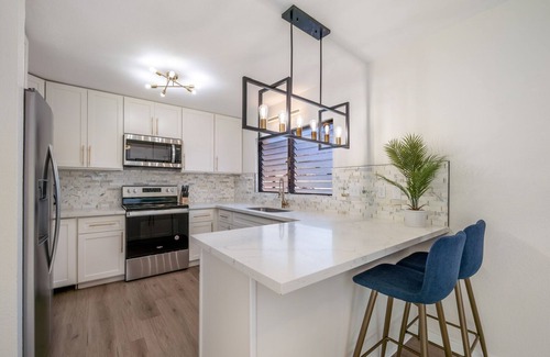 Nanakuli House | Oceanfront Maili Beach Living
