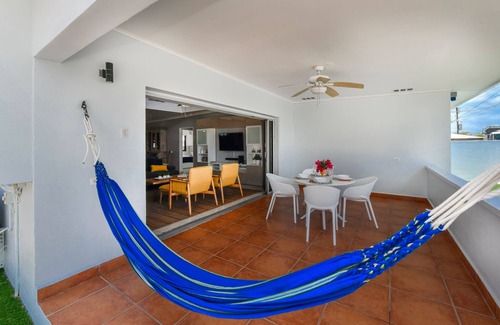 Pos Chiquito Villa | Oceanfront @ Mangel Halto Beach, Snorkel, Scuba, Beach
