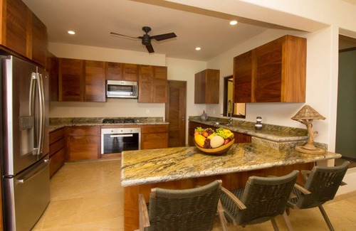 Santa Maria Huatulco Villa | Oceanfront New Luxury Villa, J house, Villas Cañada.