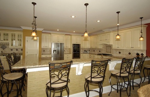 Long Bay Estates House | Oceanfront Myrtle Beach Home - Sleeps 26. 8 Bedrooms + 8.5 Bathrooms!