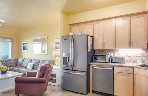 Kill Devil Hills Condo | OCEANFRONT OASIS - perfect pet friendly OBX getaway