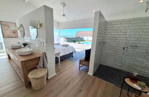 Port Alfred House | Oceanfront Oasis - Private pool and Solar