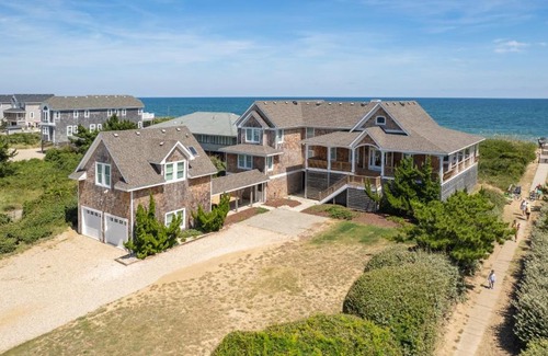 Southern Shores House | OCEANFRONT, Ocean Views, Private Pool, Hot Tub, SS10, The Russell Cottage