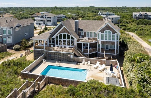 Southern Shores House | OCEANFRONT, Ocean Views, Private Pool, Hot Tub, SS10, The Russell Cottage