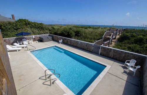 Southern Shores House | OCEANFRONT, Ocean Views, Private Pool, Hot Tub, SS10, The Russell Cottage