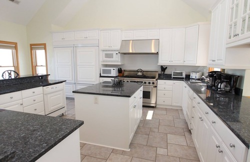 Pine Island House | OCEANFRONT, Ocean Views, Beach Access, Pool, Rec Rm, PI190, Making Waves