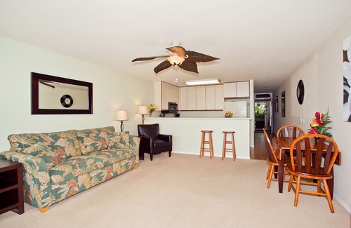 Wailua House Lots Condo | Oceanfront on Kauai starting at $140/night!