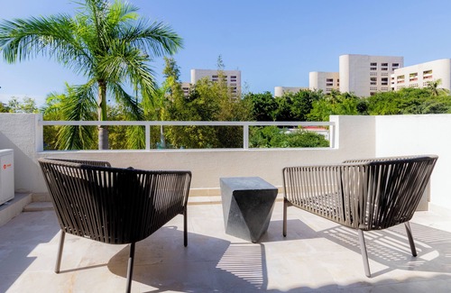 Marina Vallarta Villa | Oceanfront Paradise: Villa with Full Staff