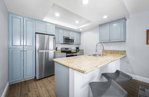 Newport Beach Apartment | Oceanfront Paradise with Private Beach Access