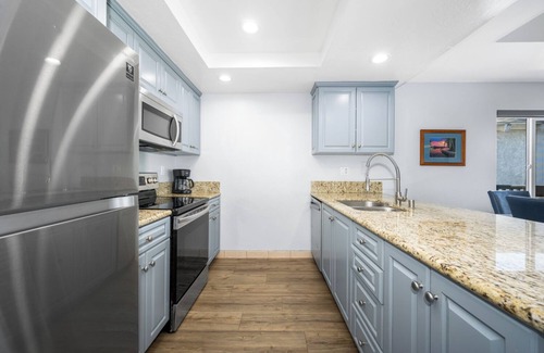 Newport Beach Apartment | Oceanfront Paradise with Private Beach Access