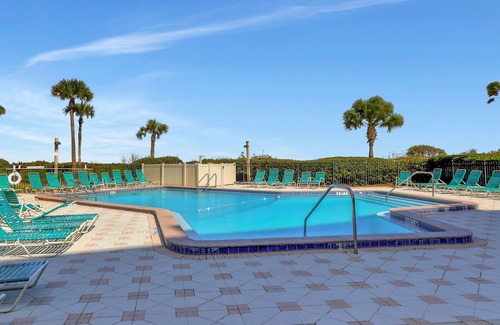 Amelia City Condo | Oceanfront Penthouse - Coastal Living, Charm!