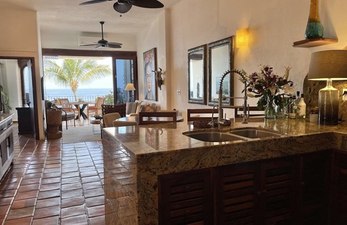 Amapas Condo | Oceanfront Penthouse at La Palapa with unobstructed views of Banderas Bay