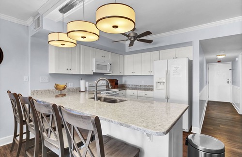 Wilmington Beach Condo | Oceanfront penthouse with private beach access. Two bedroom oceanfront condo.