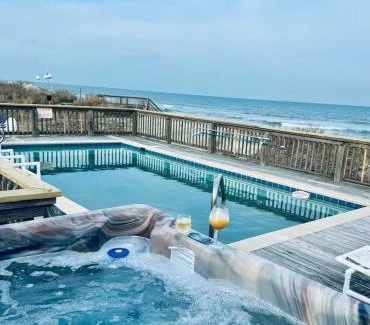 Ocean Hill House | Oceanfront Pool & Spa Volleyball Court Game Rm