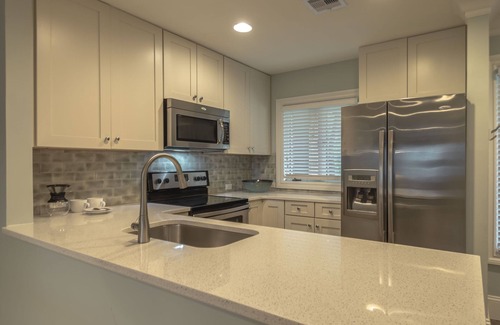 Kiawah Island Villa | Oceanfront Premier! Beach steps away. Clean and Crisp! Same day availability.