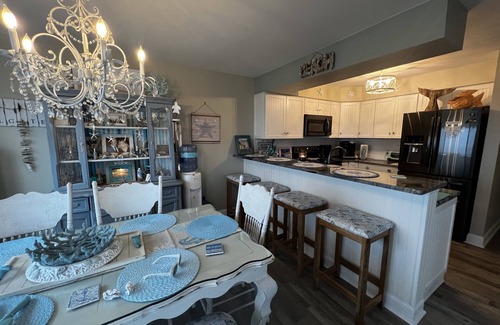 South Beach Haven House | OCEANFRONT! PRIVATE BEACH ACCESS. call 914-475-1235 Yr round RENTALS !