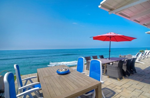 Carlsbad House | Oceanfront | Private Beach Access | BBQ | Sonos